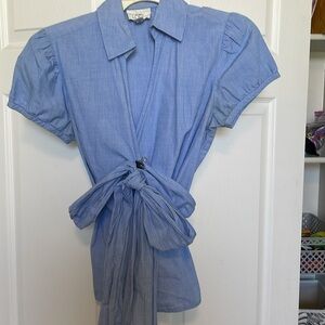 LOFT wrap top light blue Size 8